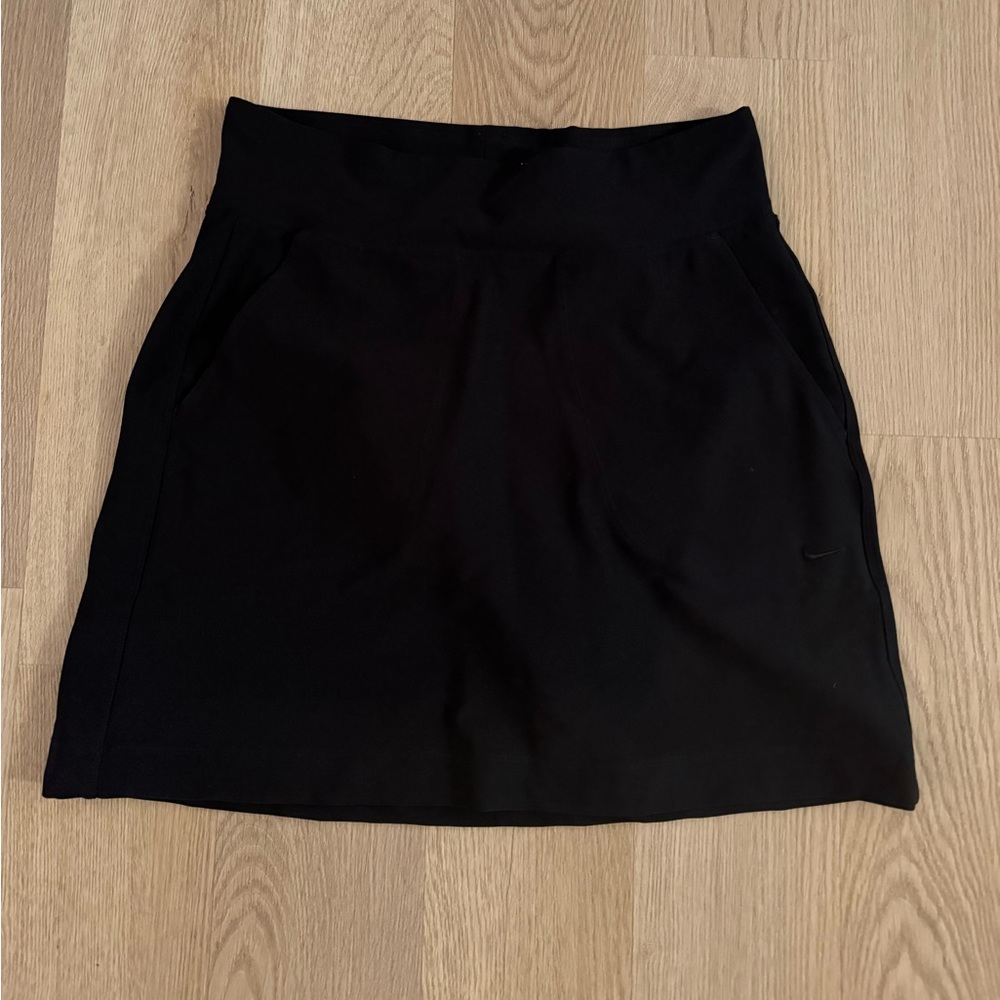 Nike Women's Black Mini Skort